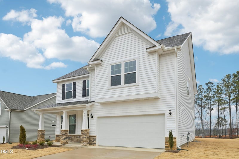 516 Winding Creek Dr, Lillington, NC 27546