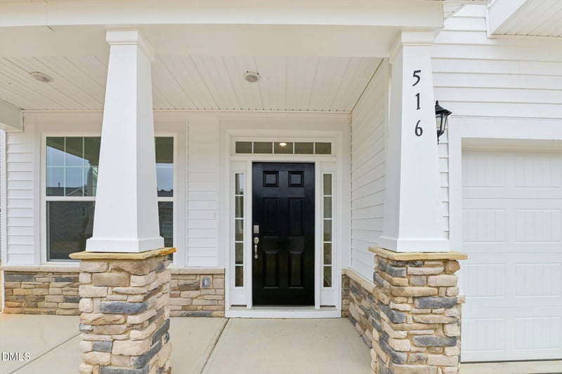 516 Winding Creek Dr, Lillington, NC 27546