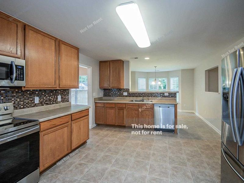 5161 Chasteal Trl, Raleigh, NC 27610
