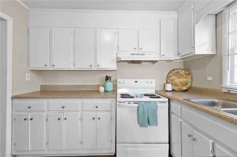 517 Albany St, Fayetteville, NC 28301