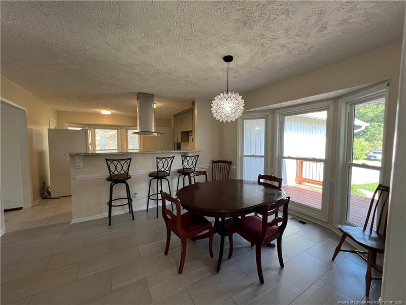 517 Andover Rd, Fayetteville, NC 28311
