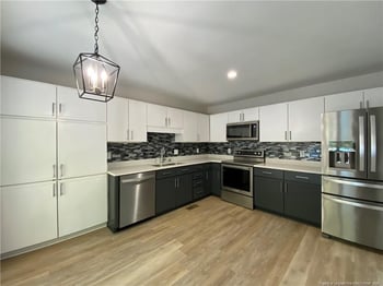 517 Apple Ln, Sanford, NC 27330