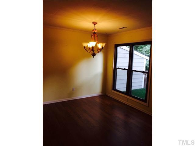 517 Applecross Dr, Cary, NC 27511