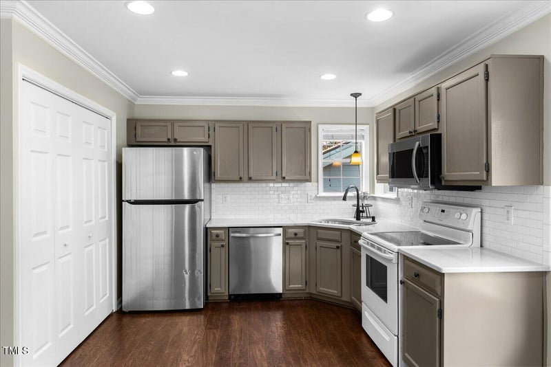 517 Baygall Rd, Holly Springs, NC 27540