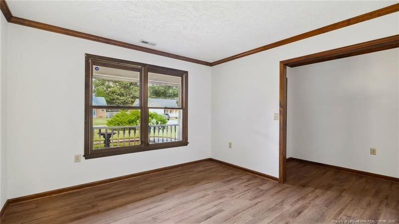 517 Blackbird Rd, Fayetteville, NC 28314