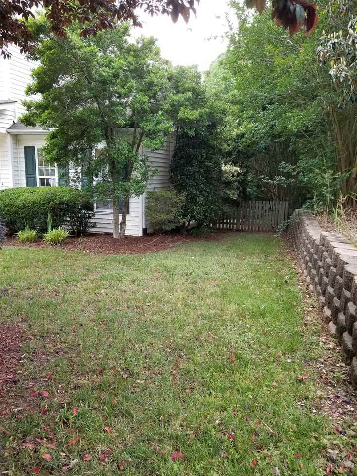 517 S Coalport Dr, Apex, NC 27502