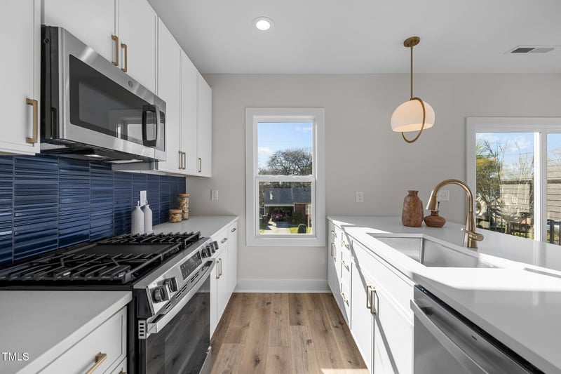 517 Coleman St, Raleigh, NC 27610