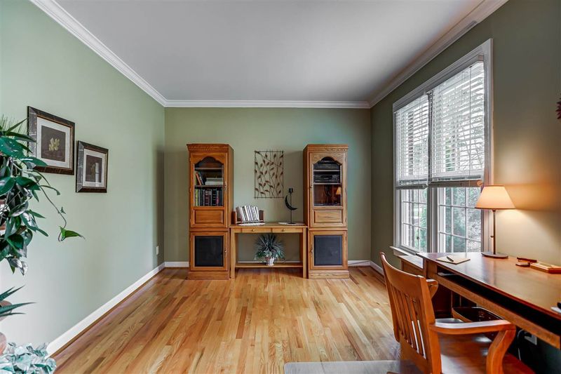 517 Cranborne Ln, Cary, NC 27519