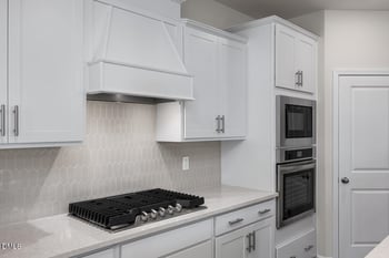 517 Crescent Wood Trl, Zebulon, NC 27597