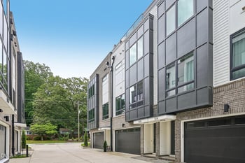 517 Edgecreek Ct, Raleigh, NC 27604