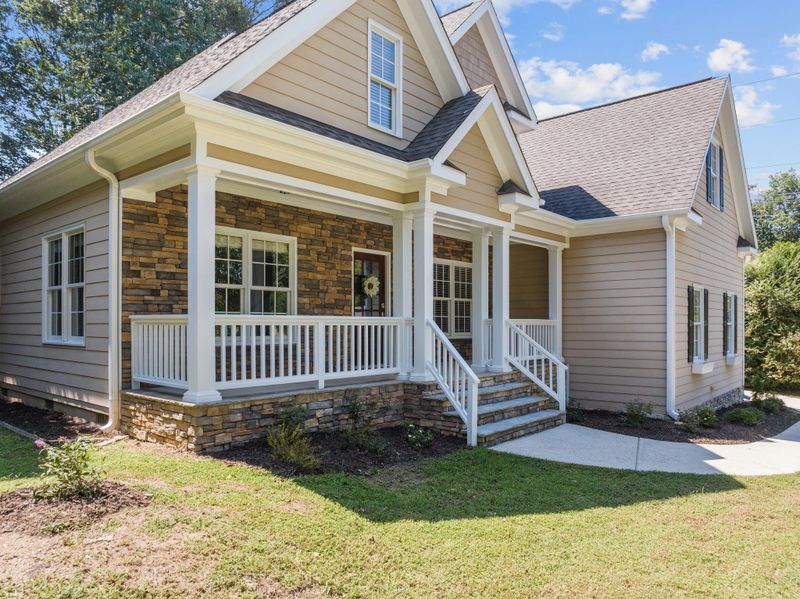 517 Findhorn Ln, Wake Forest, NC 27587