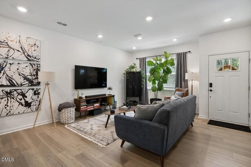 517 Hacksaw Trl, Raleigh, NC 27610