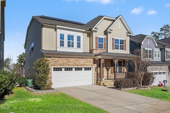 517 Henmore Brook Dr, Cary, NC 27519