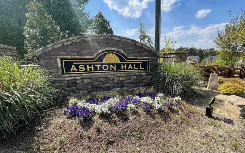 517 Kings Lake Way, Durham, NC 27703