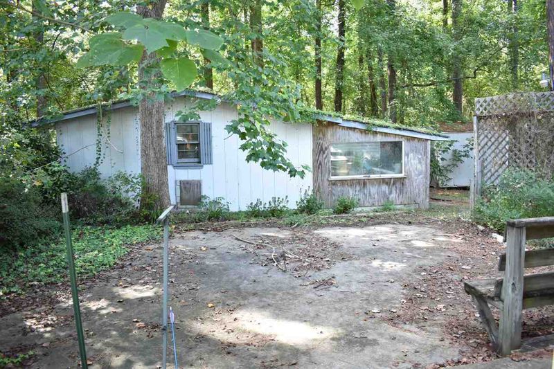 517 Lanier Ln, Zebulon, NC 27597