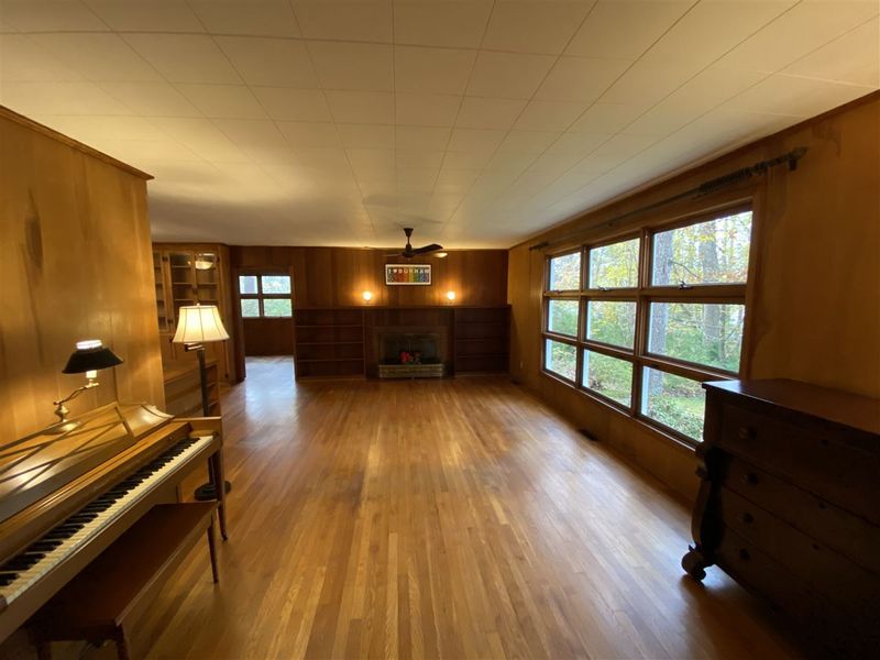 517 Morreene Rd, Durham, NC 27705