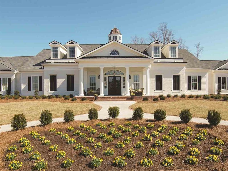 517 Oaks End Dr, Holly Springs, NC 27540