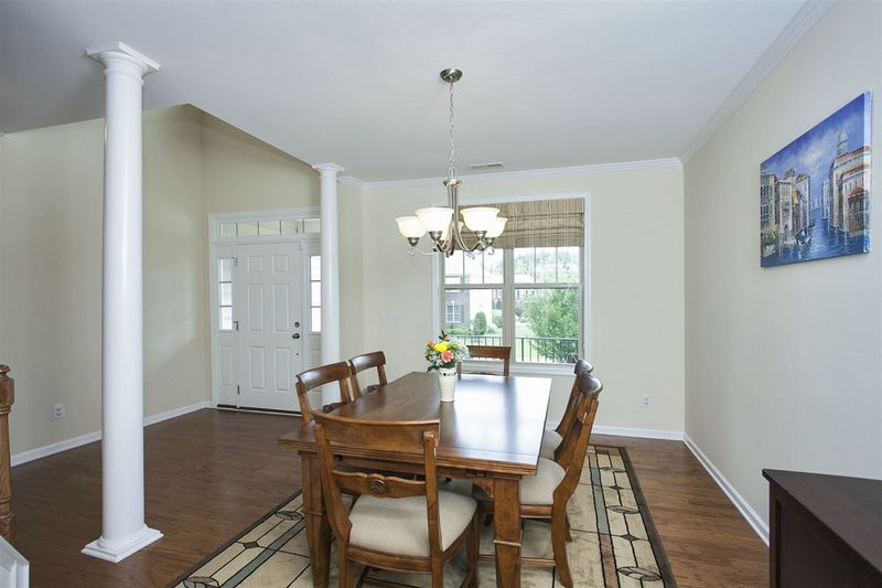 517 Sandy Whispers Pl, Cary, NC 27519