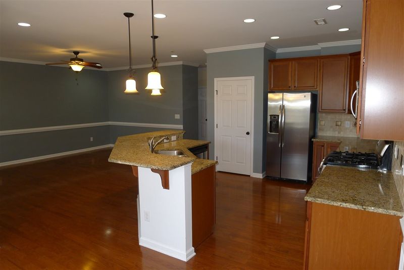 517 Sealine Dr, Cary, NC 27519
