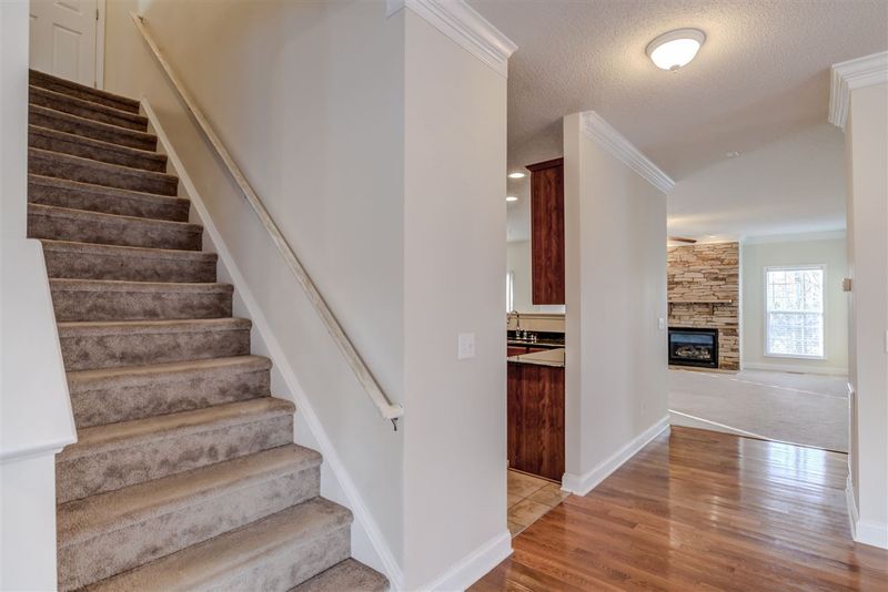 517 Thistlegate Trl, Raleigh, NC 27610
