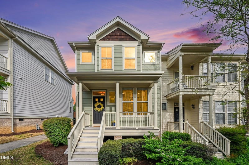 517 Village Loop Dr, Apex, NC 27502