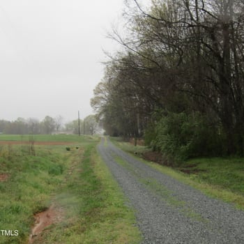 5171 Starmount Rd, Liberty, NC 27298