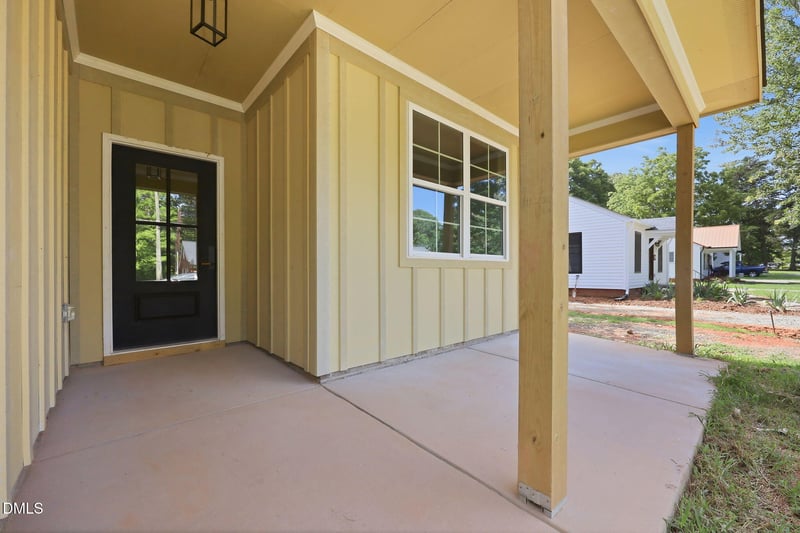 518 Charles St #A, Mebane, NC 27302