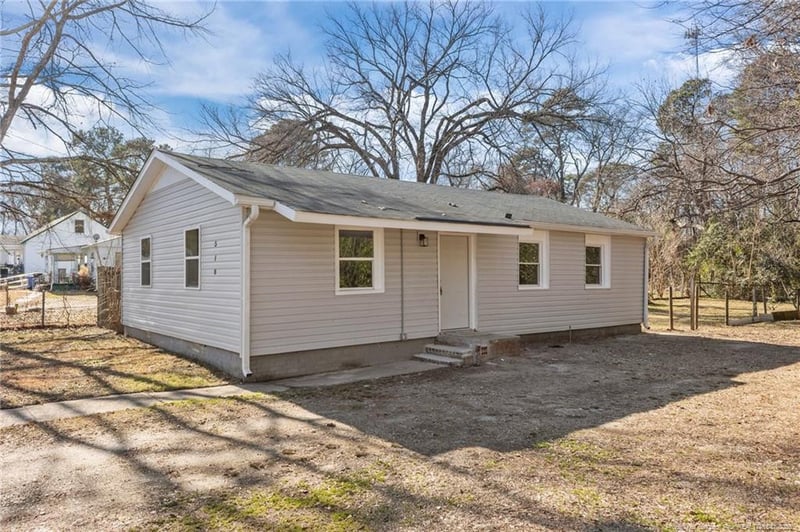 518 Cool Spring St, Fayetteville, NC 28301