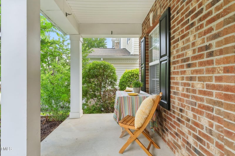 518 Emerald Downs Rd, Cary, NC 27519