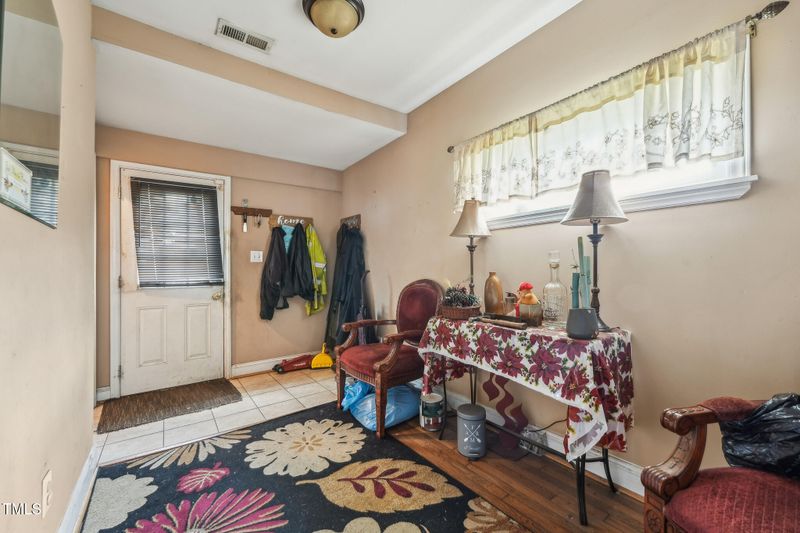 518 N Gutherie Ave, Durham, NC 27703