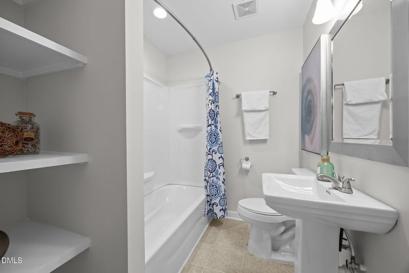 518 Kenway St, Garner, NC 27529