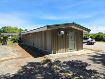 518 Owen Dr, Fayetteville, NC 28304