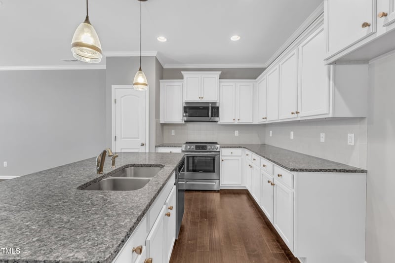 518 Retreat Ln, Wake Forest, NC 27587