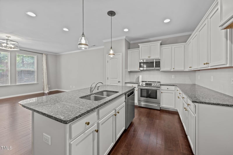 518 Retreat Ln, Wake Forest, NC 27587