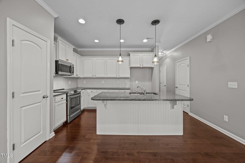 518 Retreat Ln, Wake Forest, NC 27587