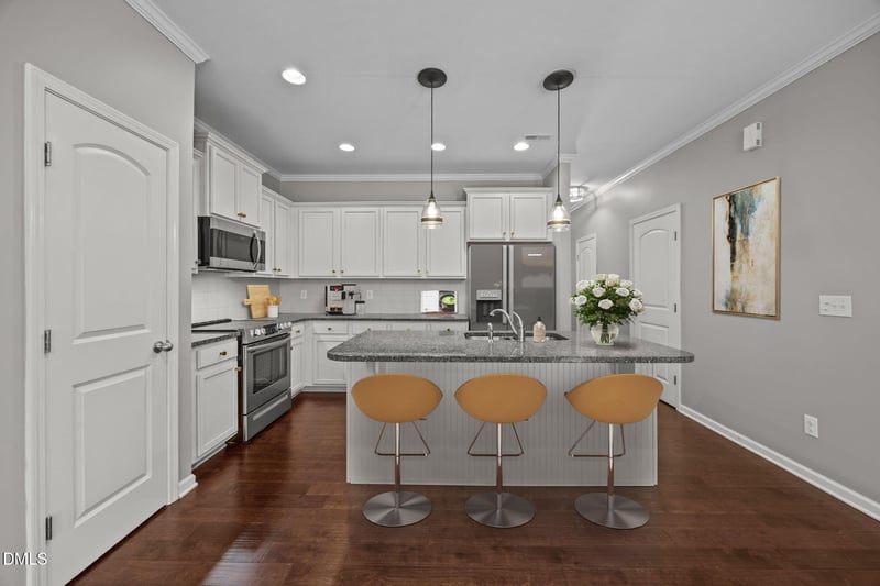 518 Retreat Ln, Wake Forest, NC 27587