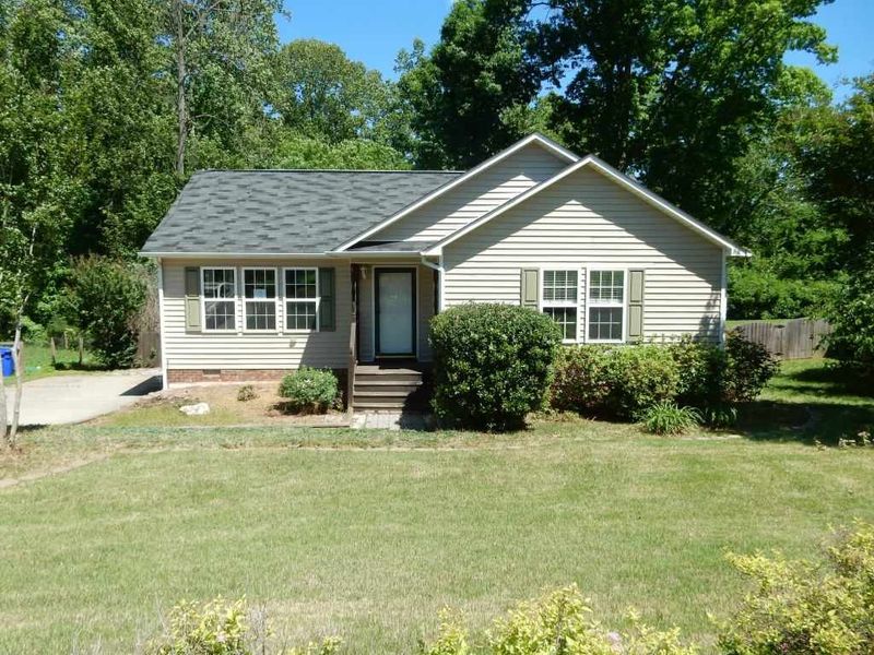 518 N Second St, Mebane, NC 27302