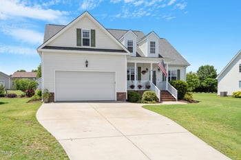 518 Spruce Meadows Ln, Willow Springs, NC 27592