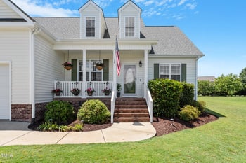 518 Spruce Meadows Ln, Willow Springs, NC 27592