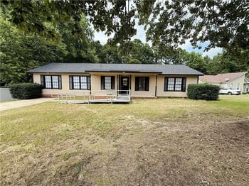 518 Suffolk Ct, Fayetteville, NC 28311