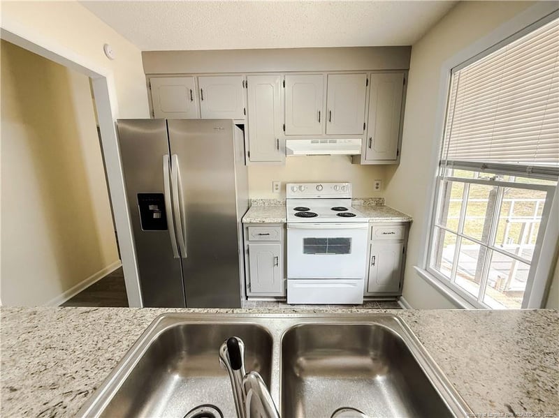 518 Suffolk Ct, Fayetteville, NC 28311