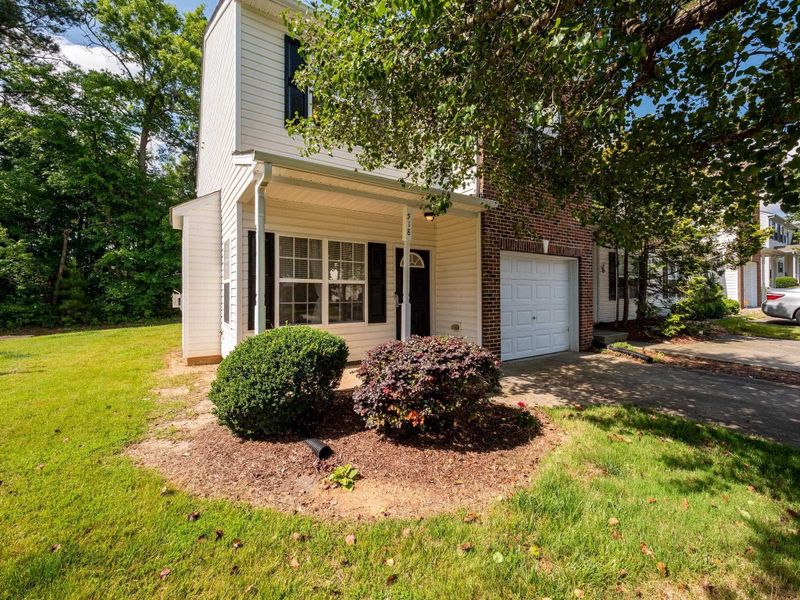 518 Summer Storm Dr, Durham, NC 27704