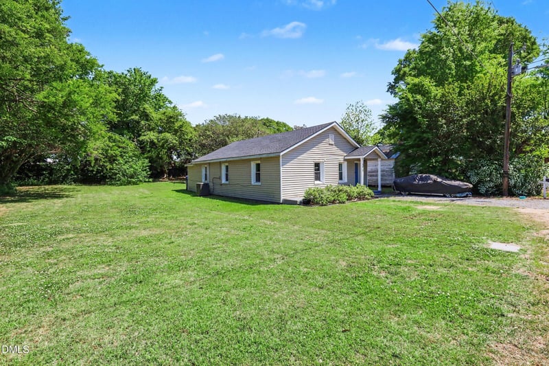 518 Townsend St, Dunn, NC 28334