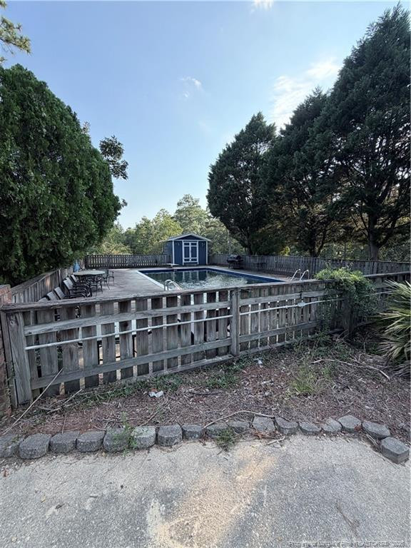 5181 Fame Ln, Fayetteville, NC 28306