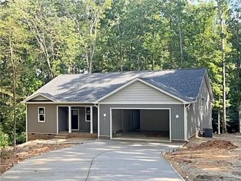 5181 Goldfinch Turn, Sanford, NC 27332
