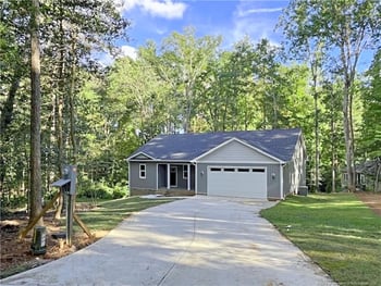 5181 Goldfinch Turn, Sanford, NC 27332