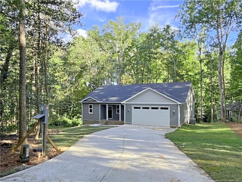 5181 Goldfinch Turn, Sanford, NC 27332