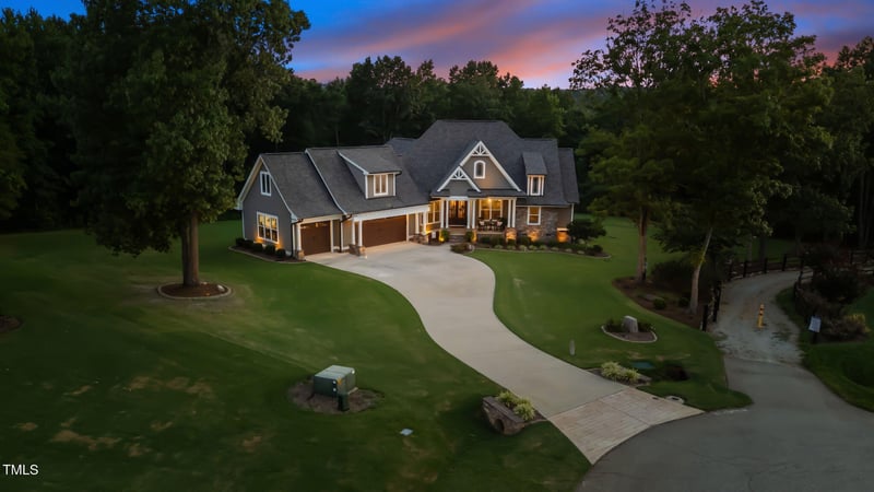 519 Bellini Dr, Clayton, NC 27527