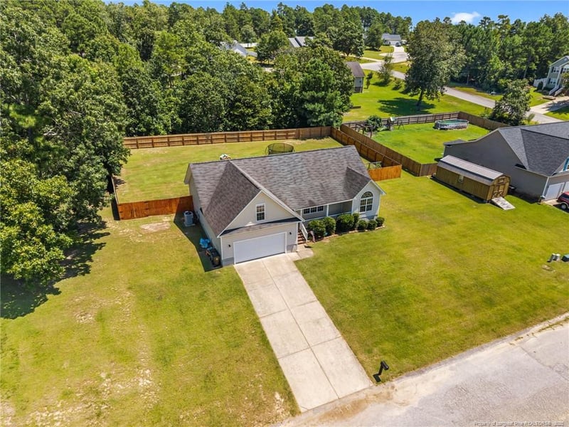 519 Colonial Hills Dr, Lillington, NC 27546