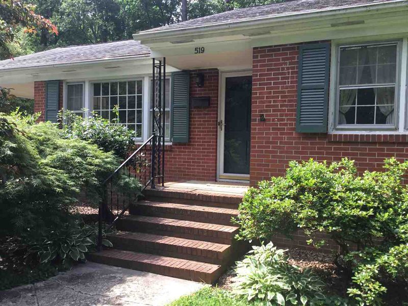 519 W Cornwall Rd, Cary, NC 27511